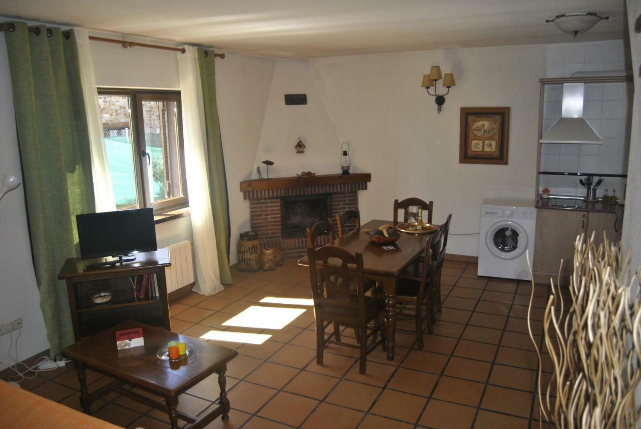 Huertas Appartement La Serna del Monte Buitenkant foto